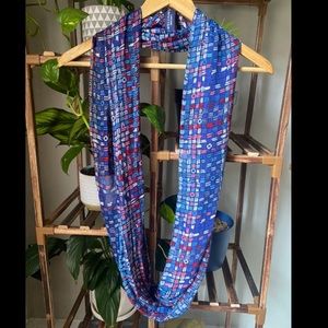 Chase - Infinity Scarf